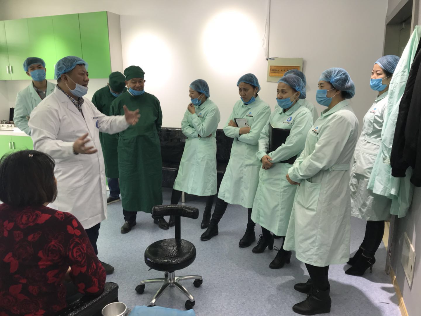 潜力大的灰指甲项目加盟 馨靓甲灰指甲致富无忧