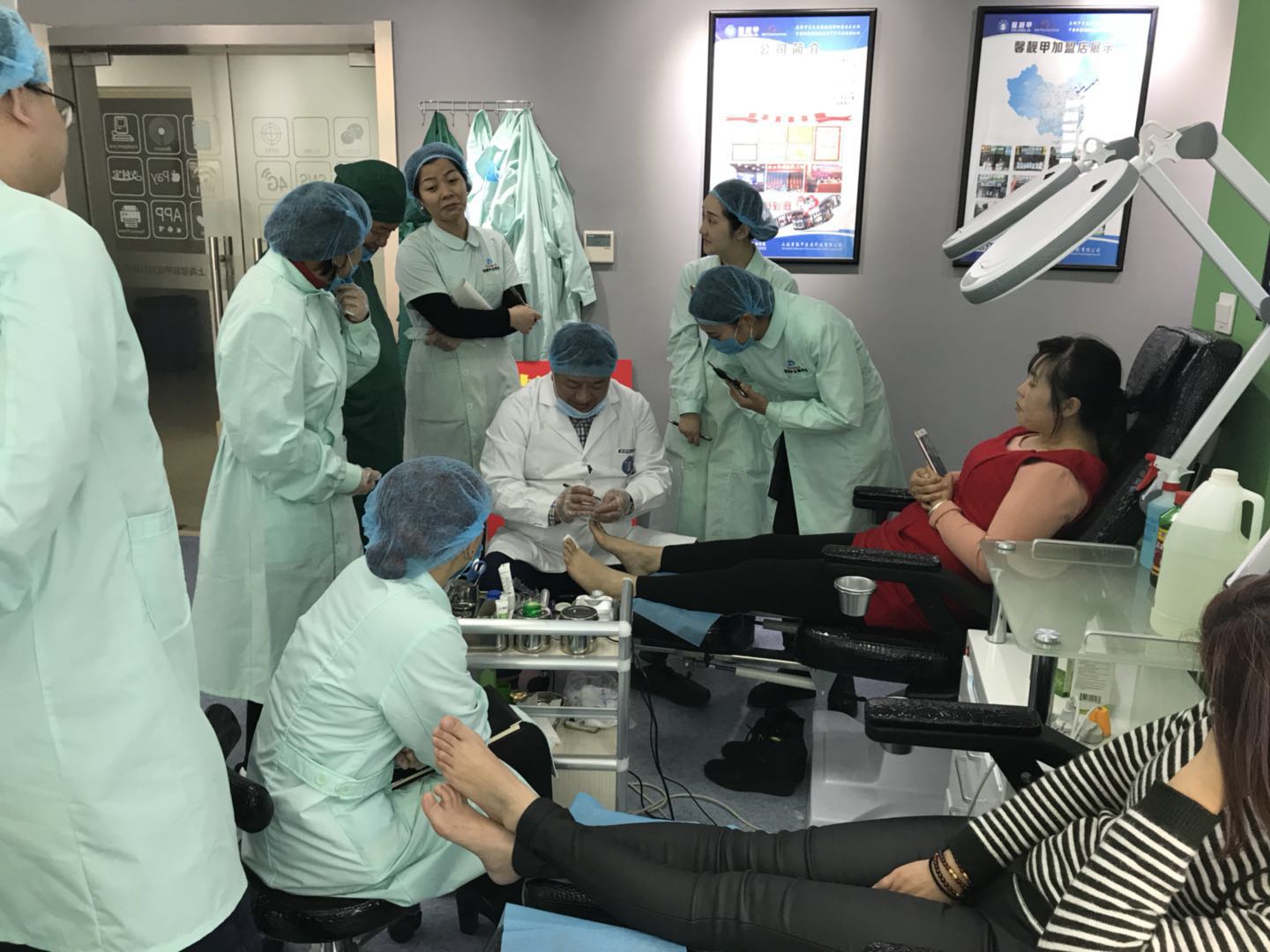 分析赚钱的灰指甲项目应走好哪几步？