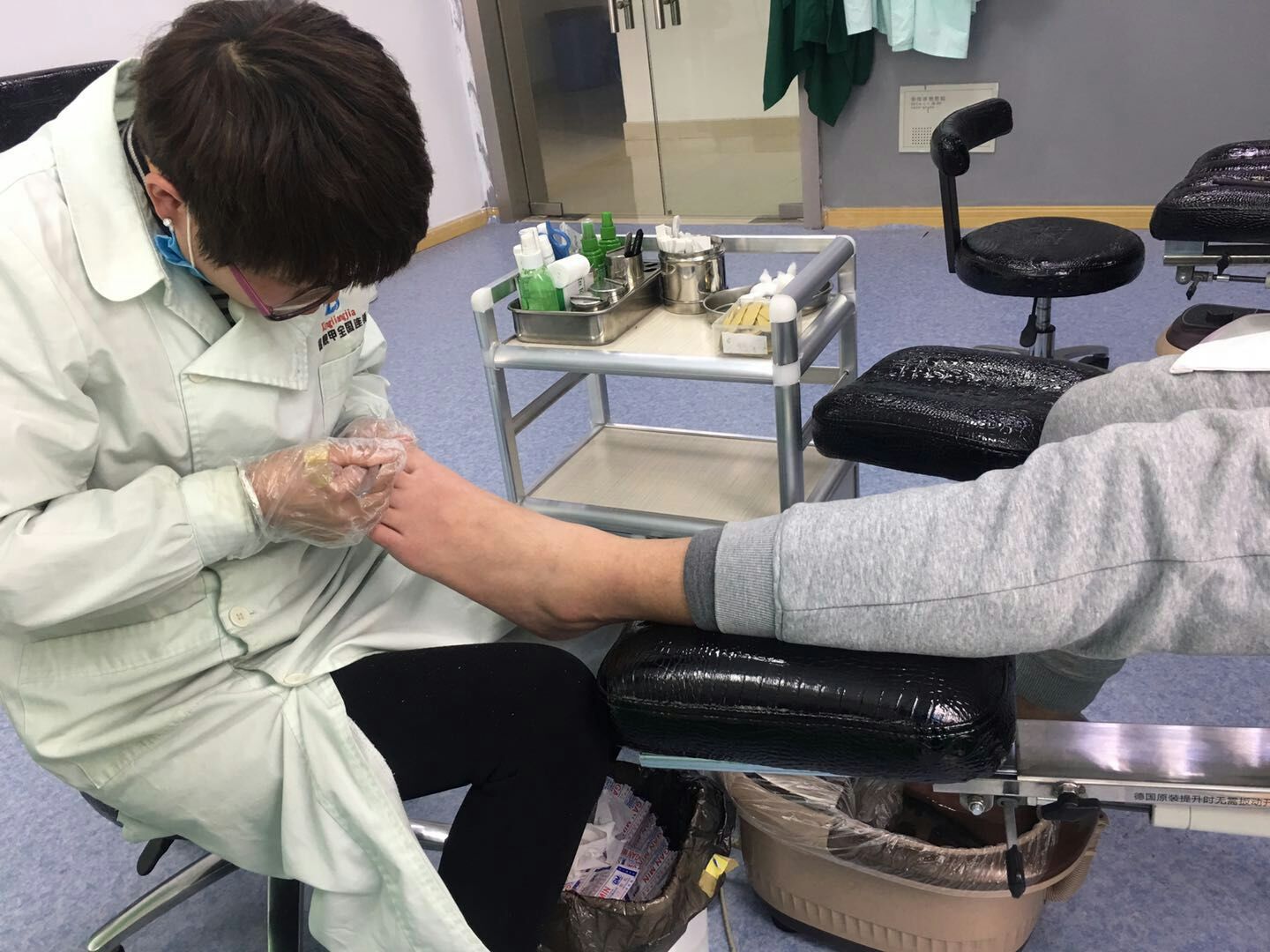 手足癣项目实体店生意好吗 馨靓甲让创业水到渠成