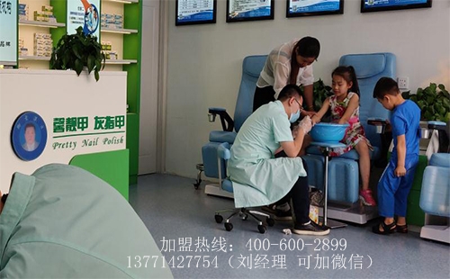 专业修脚加盟店还是馨靓甲支持最到位！